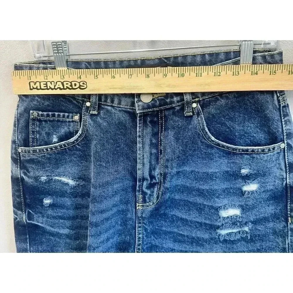 Blue Age Women's Size Large High Rise Raw Hem Distressed 5 Pockets Denim Shorts - Picture 3 of 10